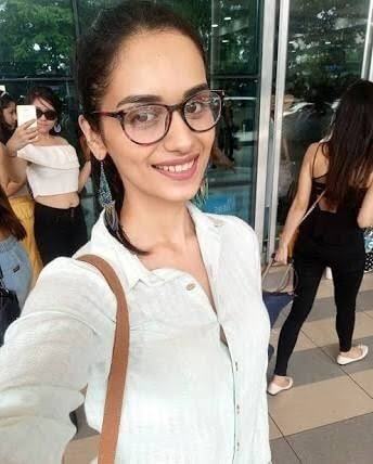 Manushi Chhillar's Without Makeup