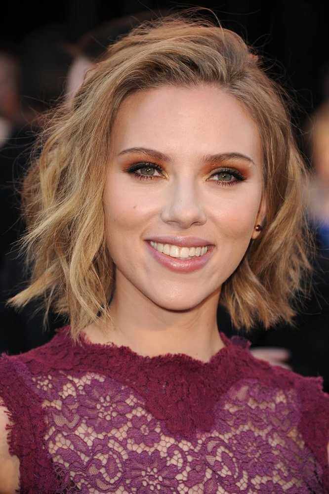 Scarlett Johansson in Short HAir