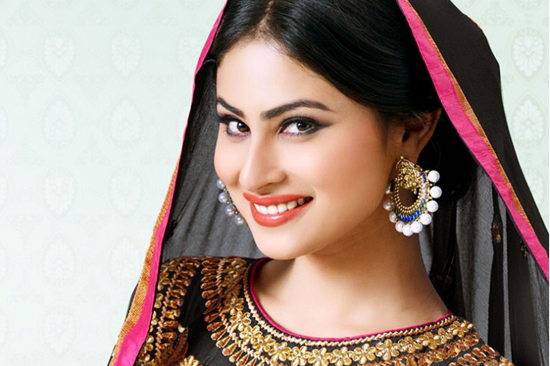 Mouni Roy in Indian Look