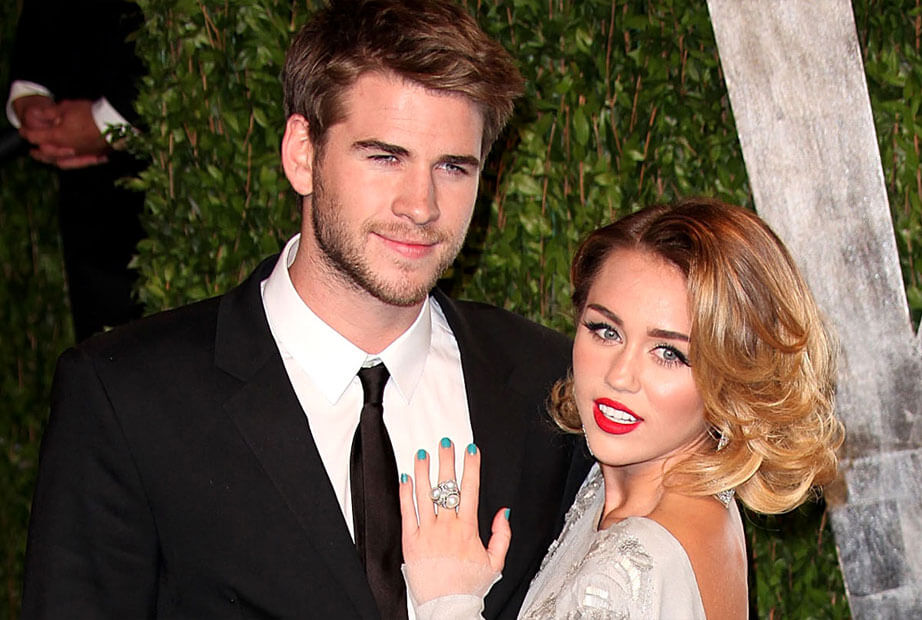 Miley cyrus Engagged to Liam Hemsworth