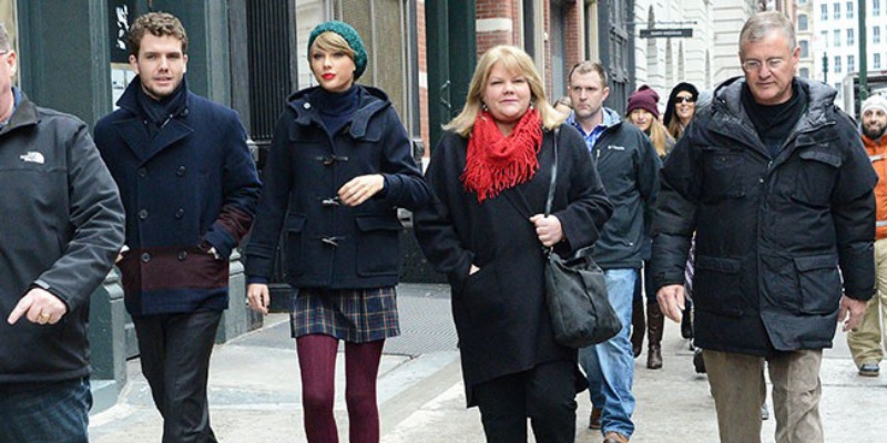 Taylor Swift Family 